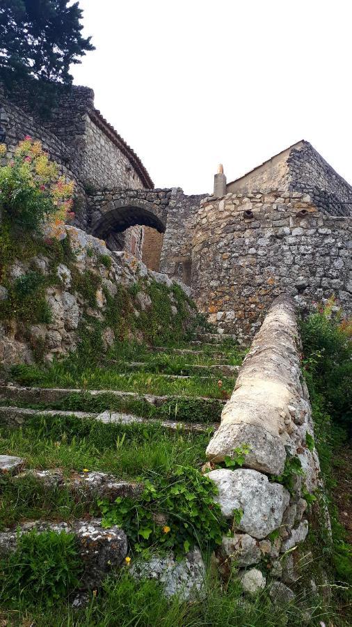 Adhemar, L'escalier Medieval